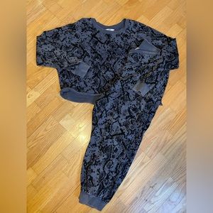 Snake print matching set